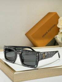 Picture of Louis Vuitton Sunglasses _SKUfw75010486fw